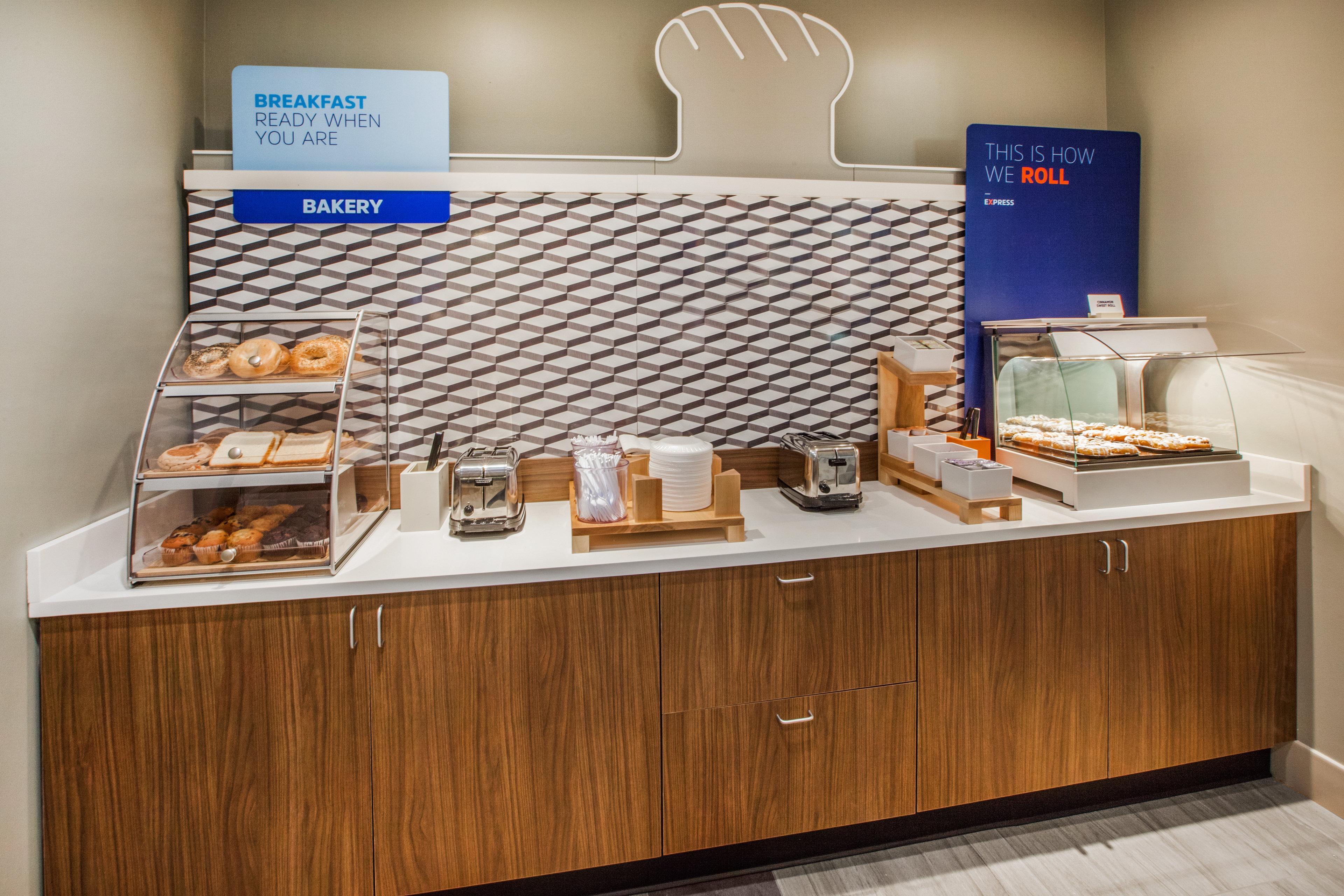 Holiday Inn Express & Suites Trinidad By Ihg Dış mekan fotoğraf