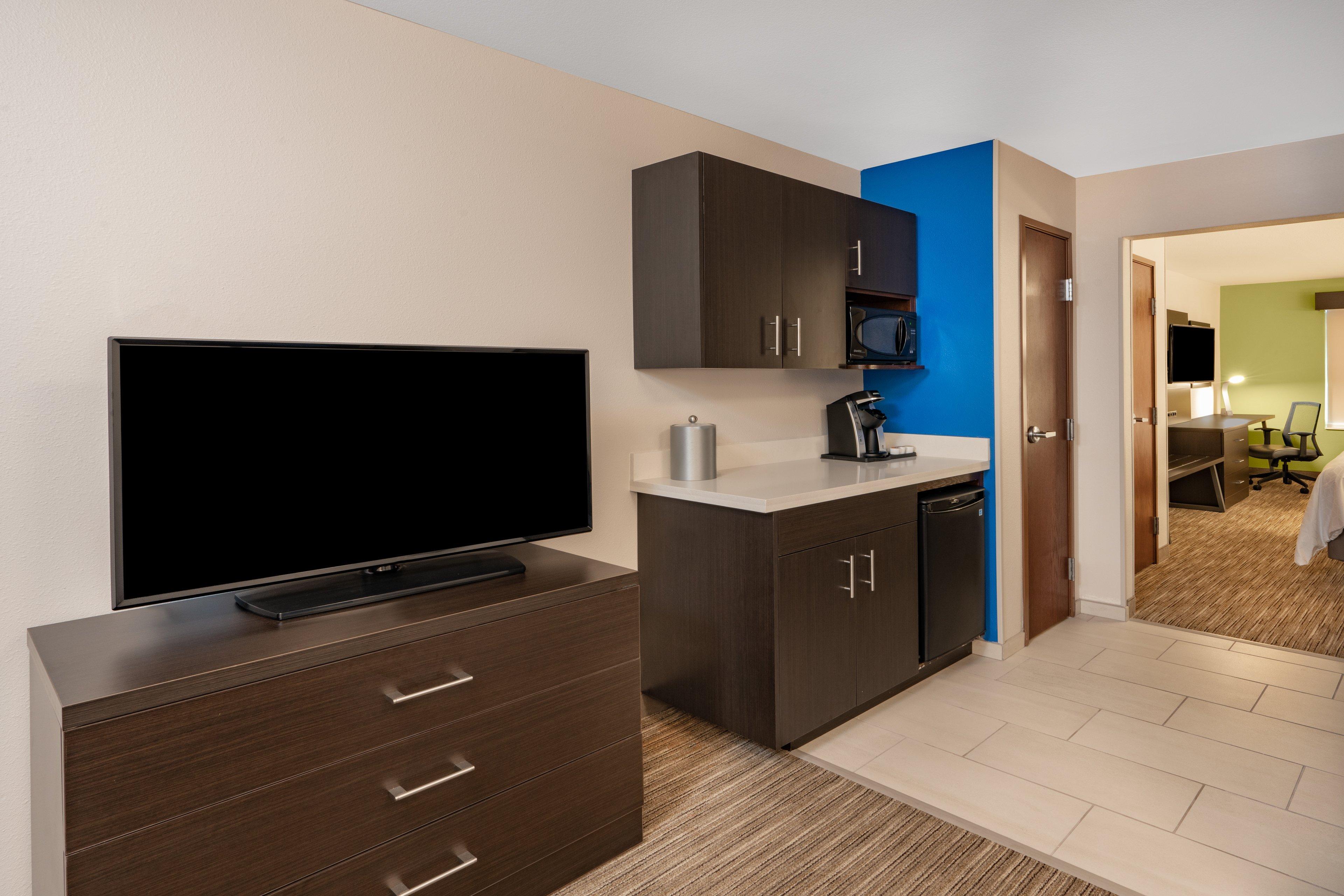 Holiday Inn Express & Suites Trinidad By Ihg Dış mekan fotoğraf